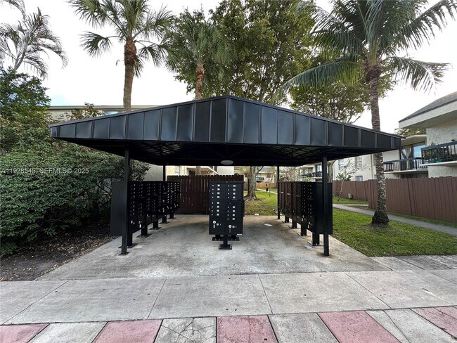 Building Photo - 8301 SW 142nd Ave