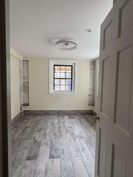 Building Photo - 185 Rutledge Ave