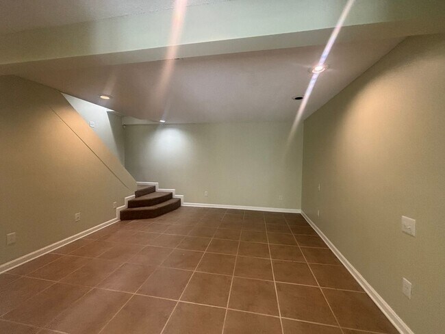 Building Photo - Fully Updated 2BR with Garage, Fenced Yard & Prime Johnson City Location