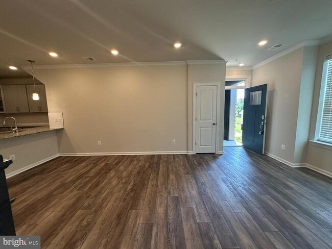 Building Photo - 43353 Radford Divide Ter