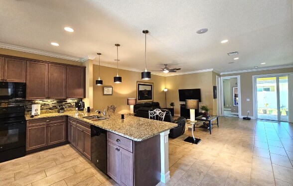 Building Photo - 6144 NW Argyll Ln