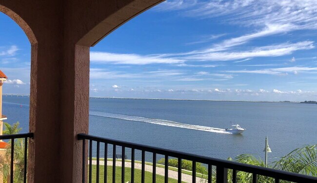 Building Photo - 2755 Via Capri