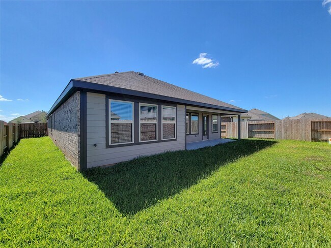 Building Photo - 26622 Castiel Dr