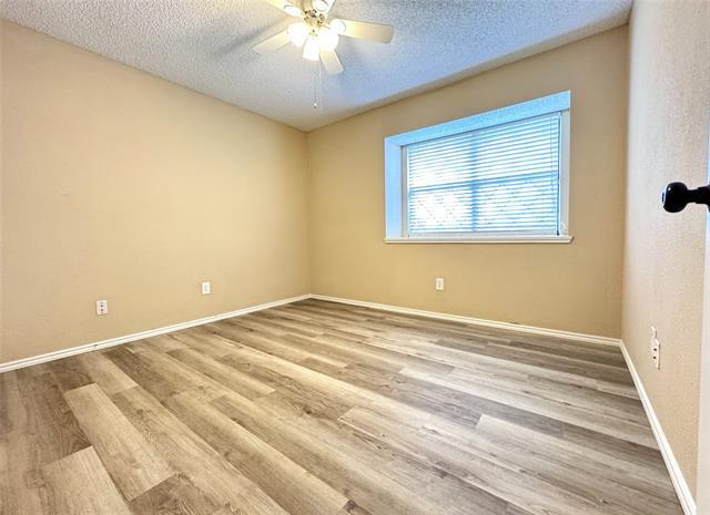 Building Photo - 921 Baxter Dr