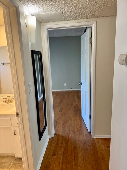 Hallway to Guest Bedroom - 1115 Cordova St
