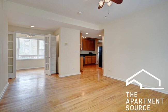 Building Photo - 2553 W Ardmore Ave