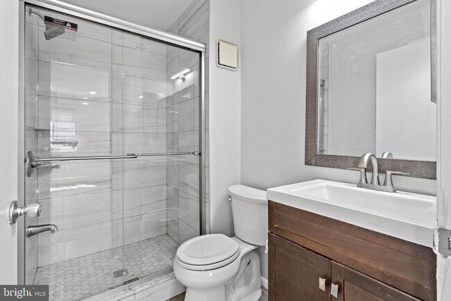 Building Photo - 1505 Woodhollow Dr