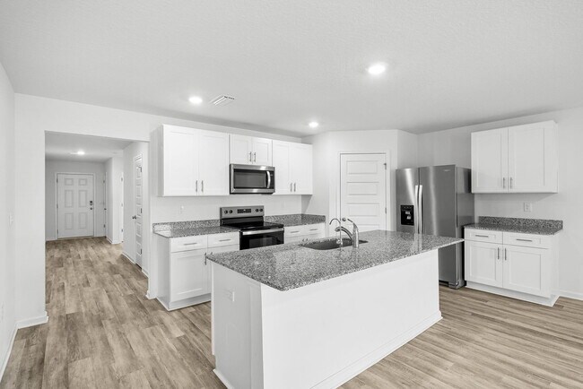 Building Photo - 39 Riverwalk Xing