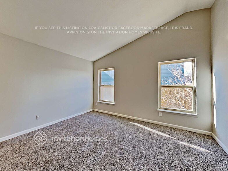 Building Photo - 18621 E Columbia Pl