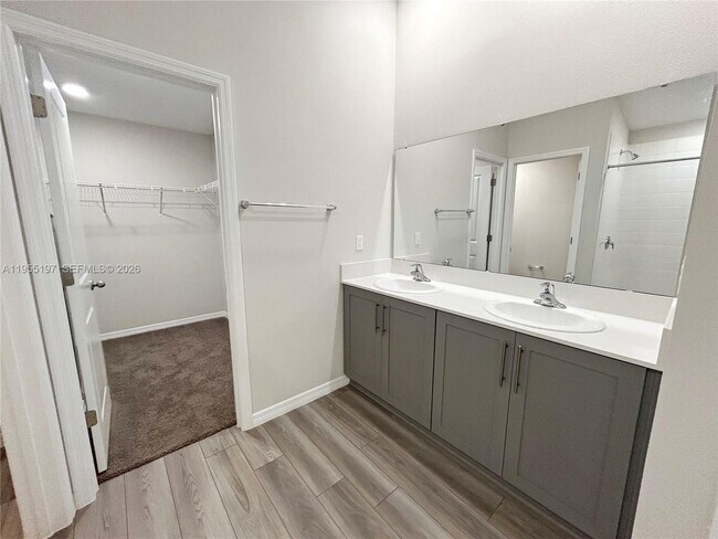 Building Photo - 2060 Stillview Pass