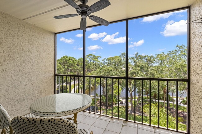 Building Photo - Beautiful Condo For Rent In St Petersburg!