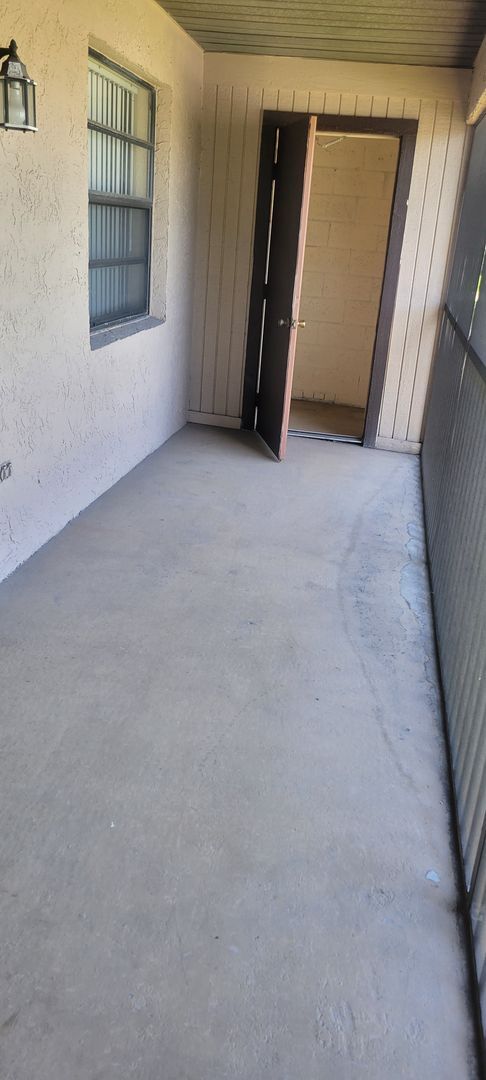 Building Photo - Two bedroom Two bath Condo