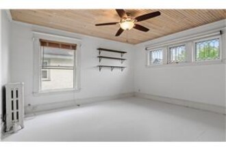 Building Photo - 3017 Knox Ave S