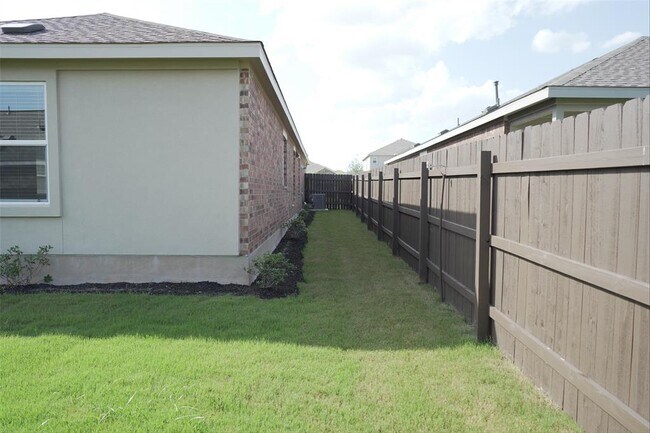 Building Photo - 4108 Rushing Ranch Path