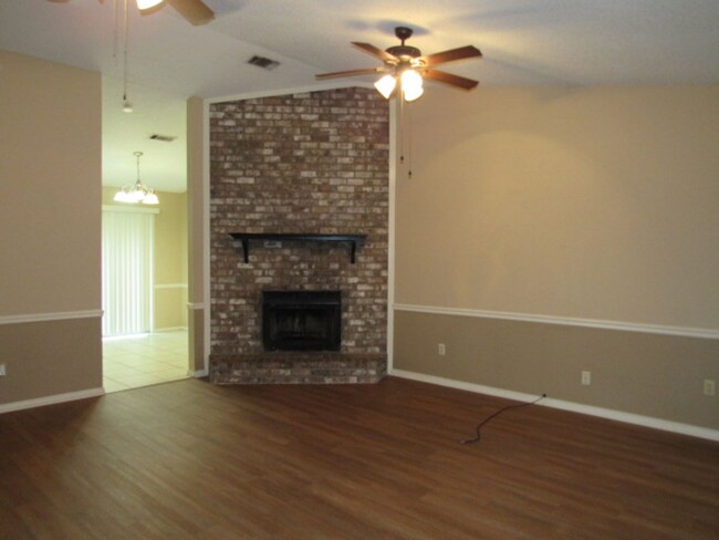 Building Photo - 7749 Deborah Dr