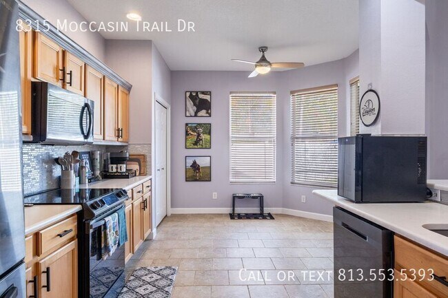 Building Photo - 8315 Moccasin Trail Dr