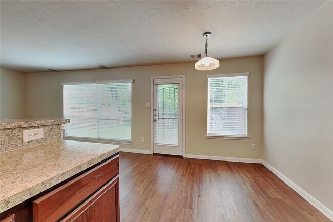 Building Photo - 15458 Bammel Oaks Ct