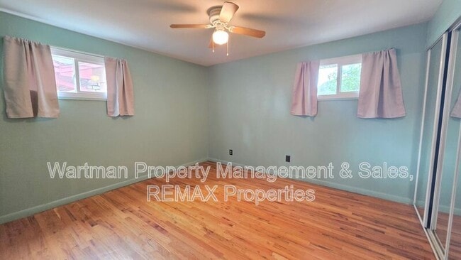Building Photo - 2524 N Farragut Ave