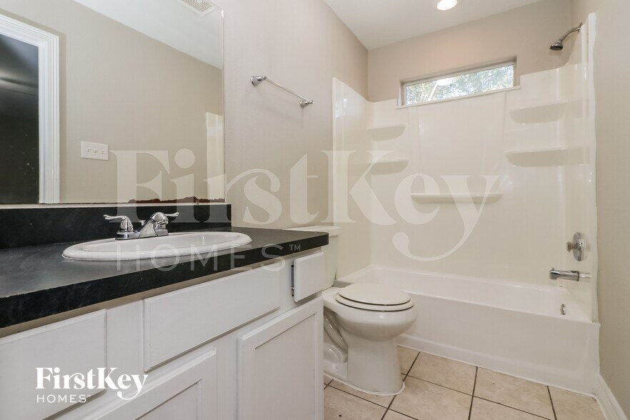 Building Photo - 214 N Native Ln