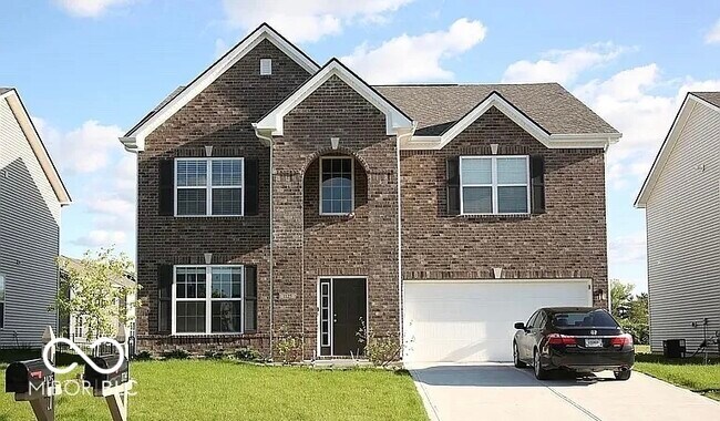Primary Photo - 1125 Barberry Dr