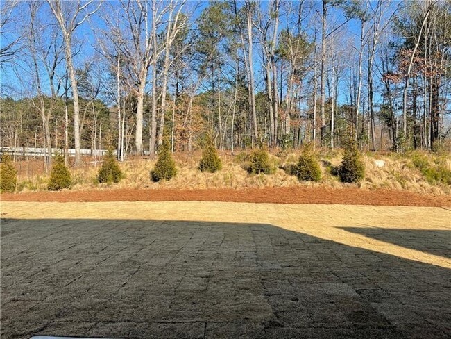 Building Photo - 5899 Wheeler Ridge Rd