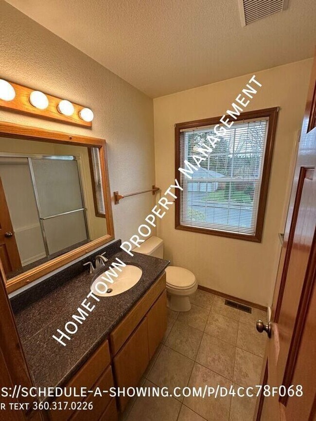 Building Photo - 3221 41st Way SE