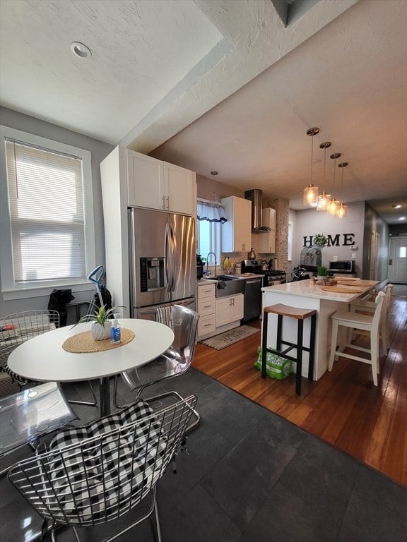 Building Photo - 12 Watts St