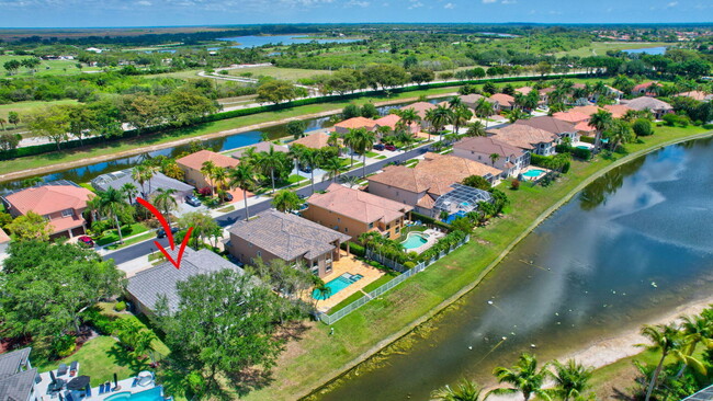 Building Photo - 12372 Cascades Pointe Dr