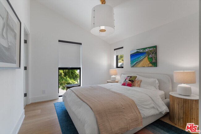 Building Photo - 929 Marco Pl