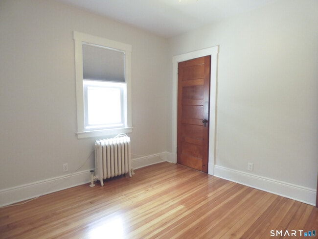 Building Photo - 70 Prospect St