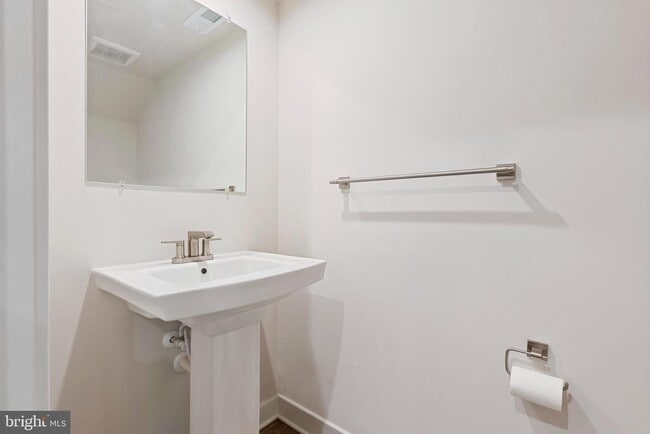 Building Photo - 7903 Tanbridge Ln