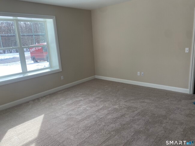 Building Photo - 919 Strongtown Rd