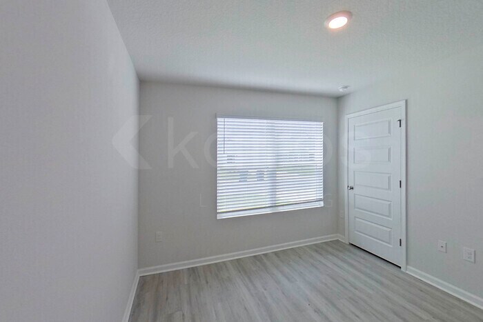 Building Photo - 309 Monarch Ln