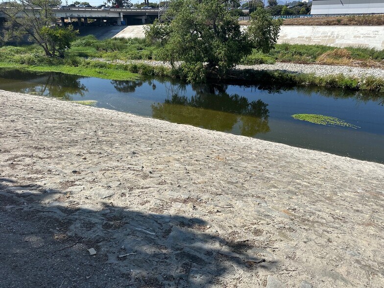 LA River from Bike Path - 2978 Ripple Pl