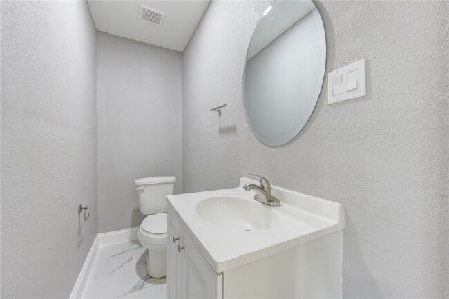 Building Photo - 12215 Monticeto Ln