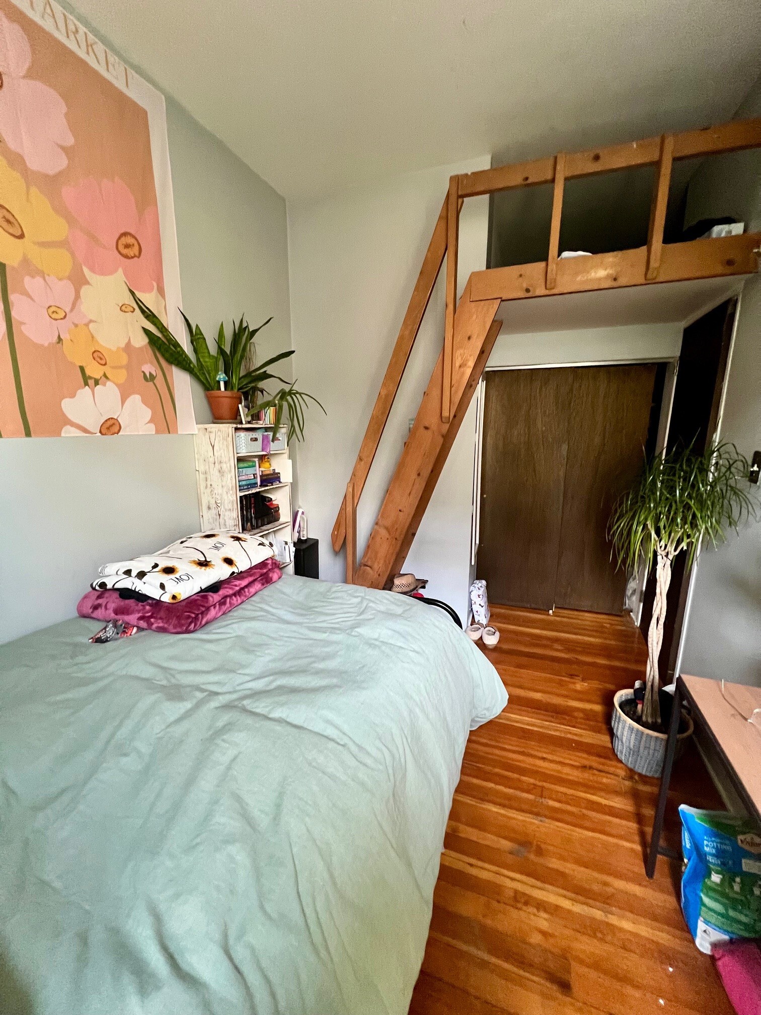 Bedroom 1 with loft - 2850 N. Clark Street Apartments
