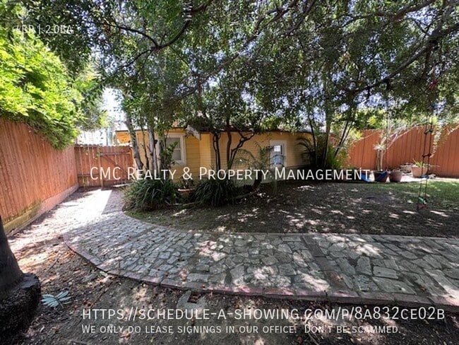 Building Photo - 200 Termino Ave
