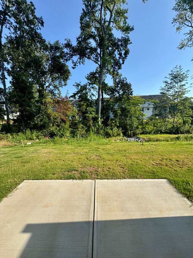 Building Photo - New Construction 3BR/2.5BA Townhouse