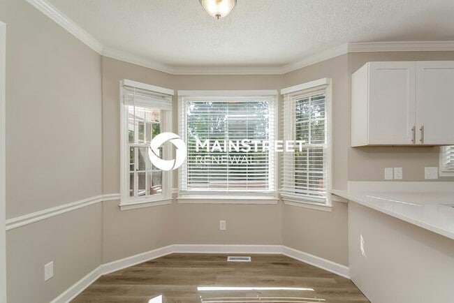 Building Photo - 3 Bedroom Pet-Friendly Home in WAKE FOREST...