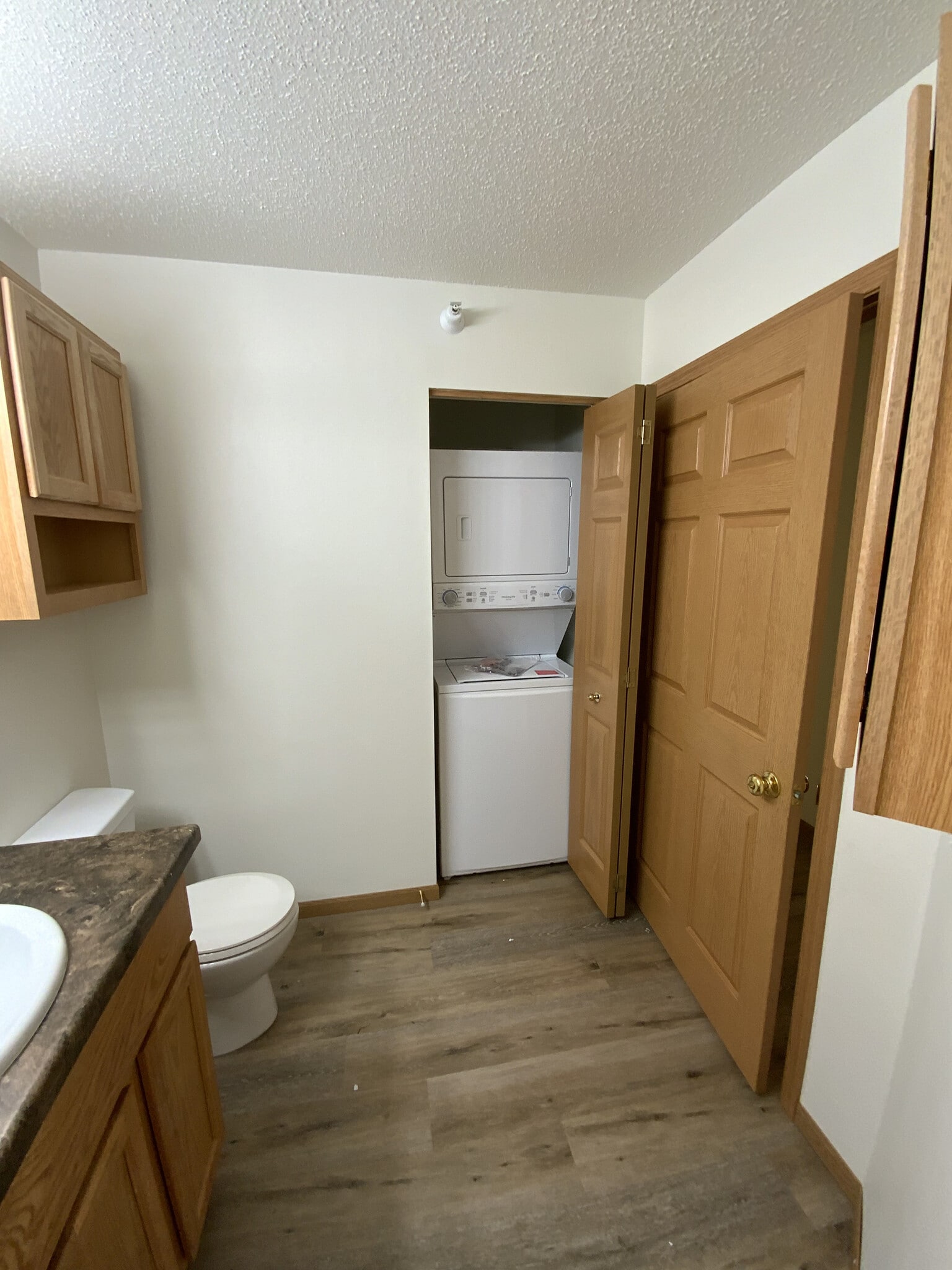 Building Photo - Regency Park South