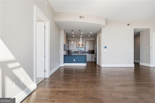 Building Photo - 1065 Peachtree St NE