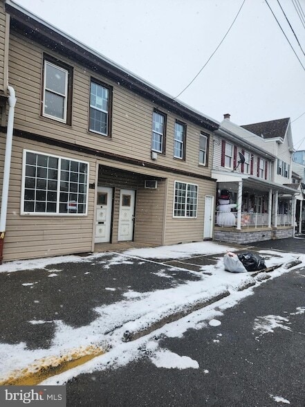 Building Photo - 101 S 2nd St