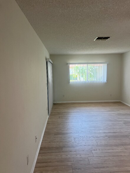 Building Photo - 2460 Northside Dr