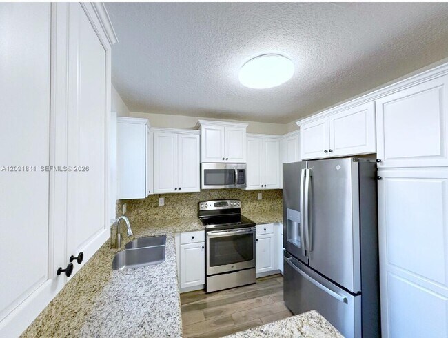 Building Photo - 202 Riverwalk Cir