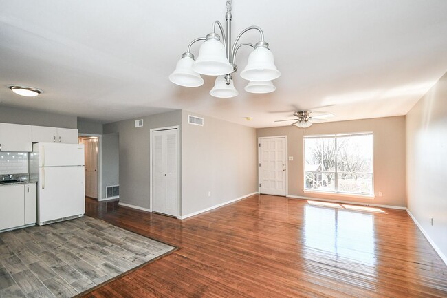 Building Photo - 1331 Starfield Rd