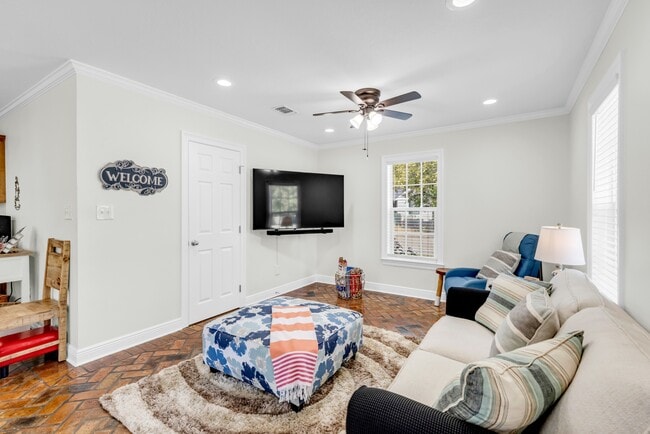 Building Photo - 4115 8th St