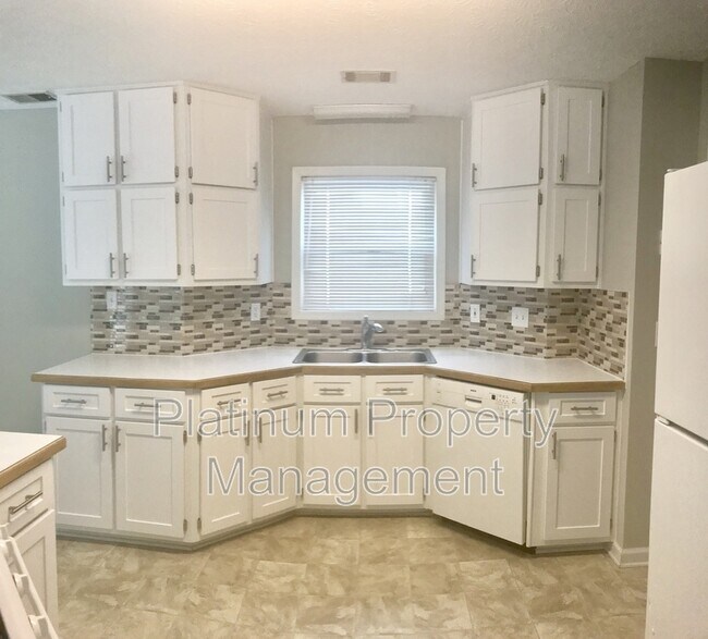 Building Photo - 1020 Twin Brook Ct NW