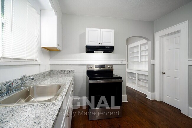 Building Photo - 1607 43rd Street Ensley