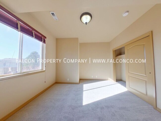 Building Photo - 3665 Cherry Plum Dr