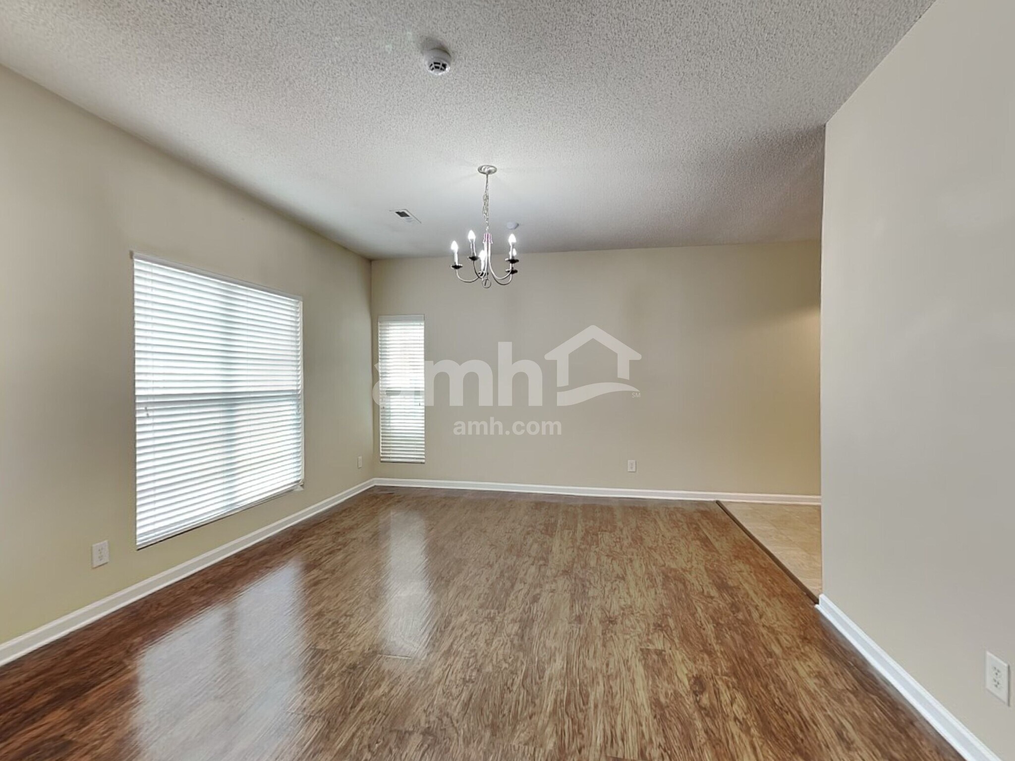 Building Photo - 696 Winners Cir